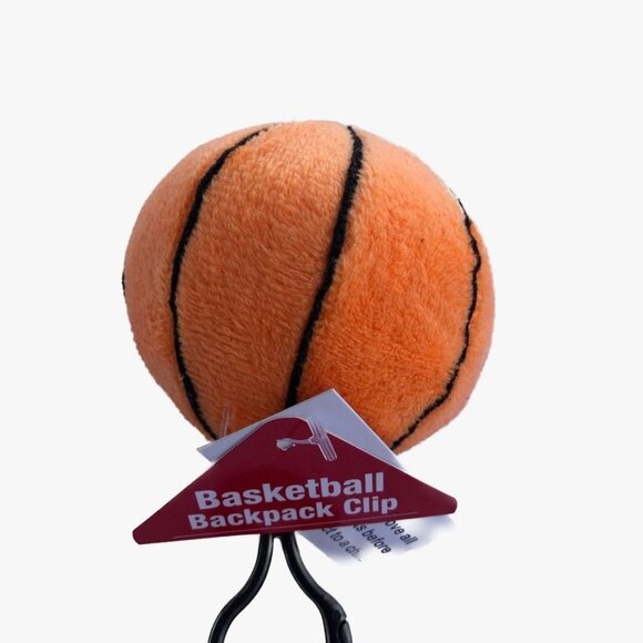 2/$10 Bundle American Greetings BackPack Buddy Clip Basketball **ONLY 1 LEFT** - Picture 1 of 2